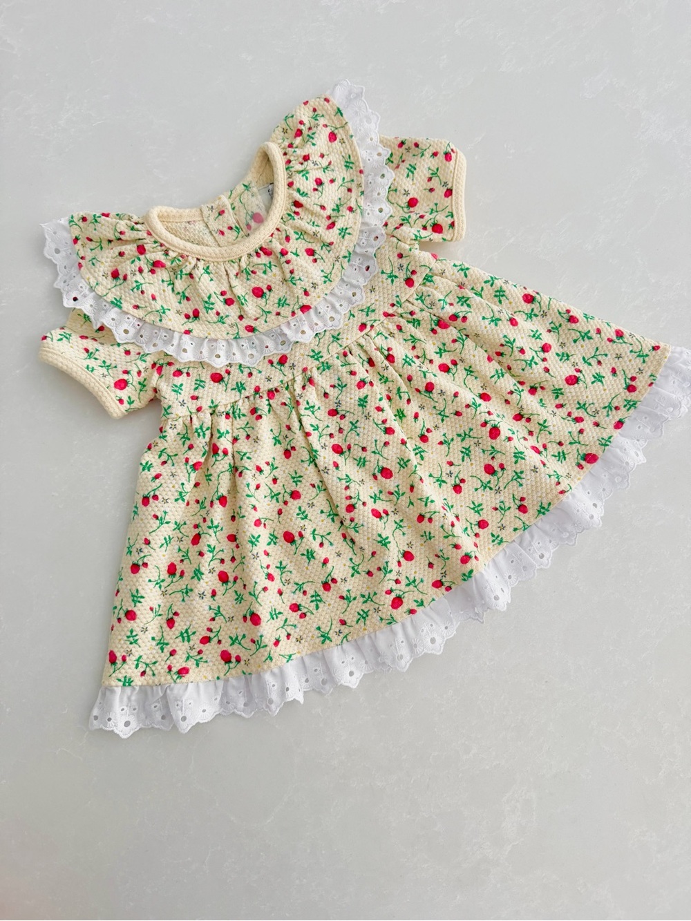 The Limited Strawberry Floral Eyelet Peter Pan Collar Dress | 3-6M